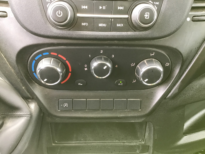 IVECO DAILY CHASSIS CABINE CAB 35 C 14 EMP 3450 QUAD-LEAF BVM6