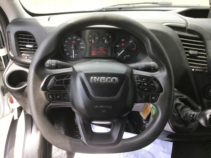 IVECO DAILY CHASSIS CABINE CAB 35 C 14 EMP 3450 QUAD-LEAF BVM6
