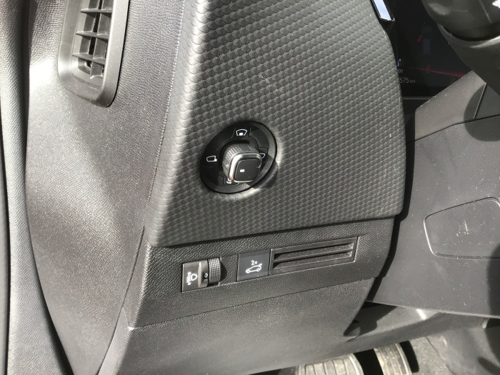 DS DS 4 Nouvelle PureTech 130 EAT8 Trocadero