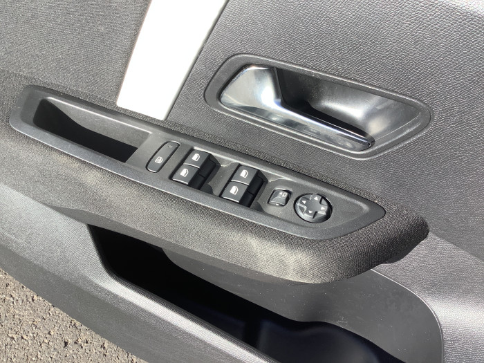 Citroën C4 Hybride 136 e-DCS6 Plus
