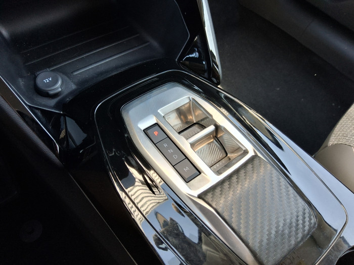 Peugeot 208 Nouvelle Hybrid 100 e-DCS6 Allure