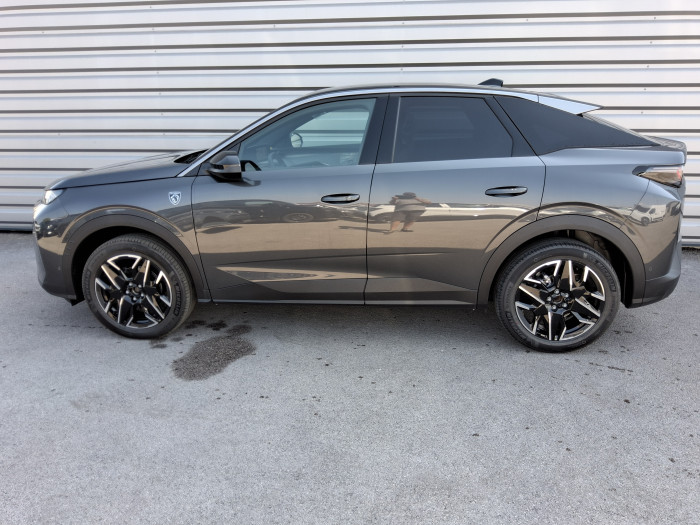 Peugeot 3008 Nouveau Hybrid 145 e-DCS6 GT Exclusive
