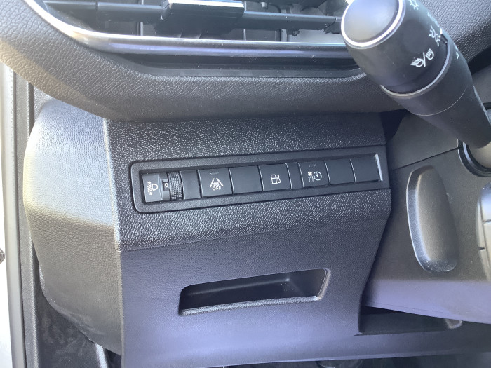 Peugeot 3008 Hybrid 180 e-EAT8 Allure Pack