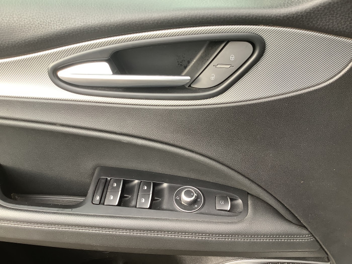 Alfa Romeo STELVIO MY20 2.2 190 ch Q4 AT8 Sprint