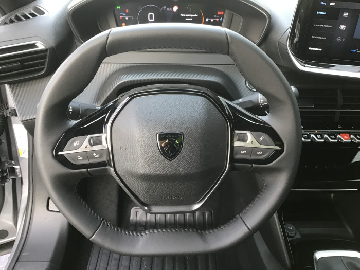 Peugeot 2008 Nouveau PureTech 100 S&S BVM6 Allure