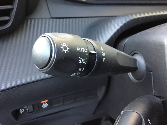 Peugeot 208 BlueHDi 100 S&S BVM6 Active Pack