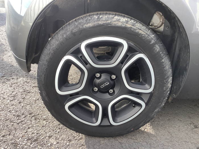 Fiat 500 MY22 1.0 70 ch Hybride BSG S/S Cult