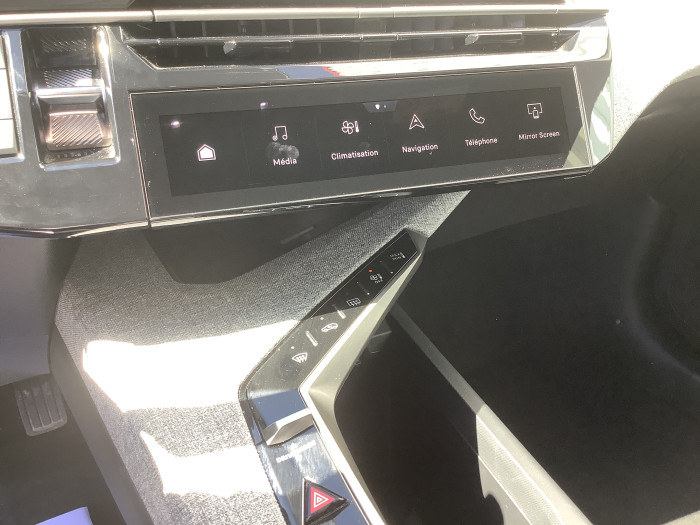 Peugeot 3008 Nouveau Hybrid 136 e-DCS6 Allure