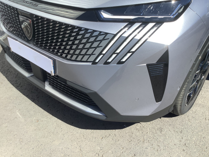 Peugeot 3008 Nouveau Hybrid 136 e-DCS6 Allure
