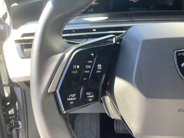 Peugeot 3008 Nouveau Hybrid 136 e-DCS6 Allure