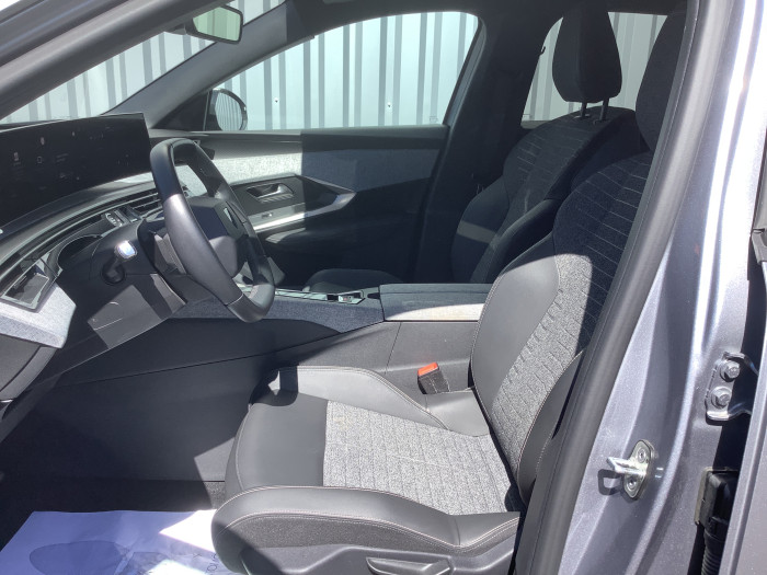 Peugeot 3008 Nouveau Hybrid 136 e-DCS6 Allure