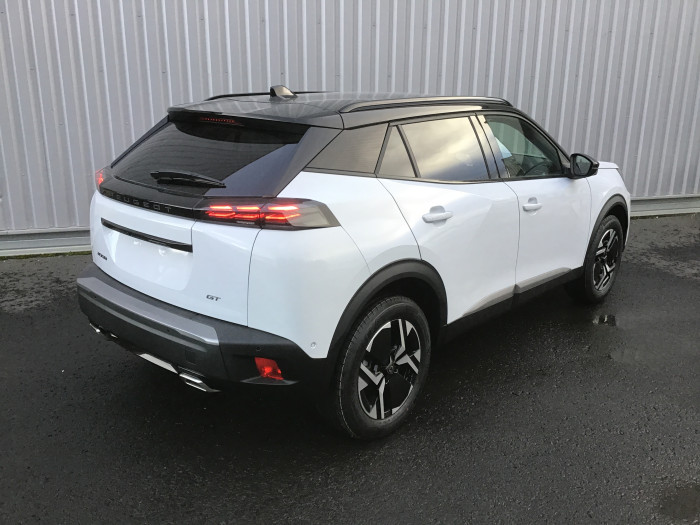 Peugeot 2008 Nouveau PureTech 130 S&S EAT8 GT