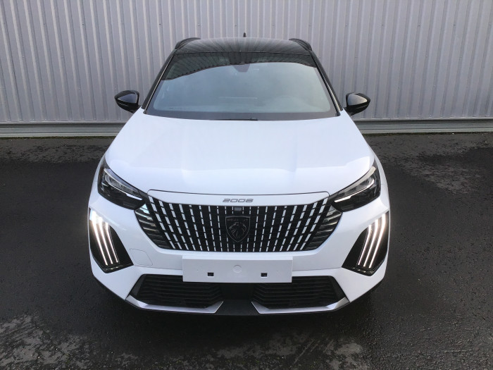 Peugeot 2008 Nouveau PureTech 130 S&S EAT8 GT