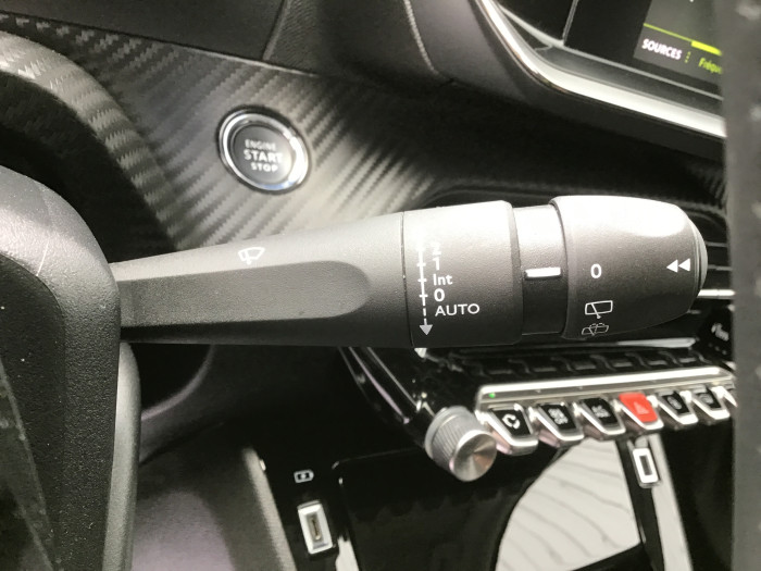 Peugeot 2008 PureTech 130 S&S BVM6 Allure Pack