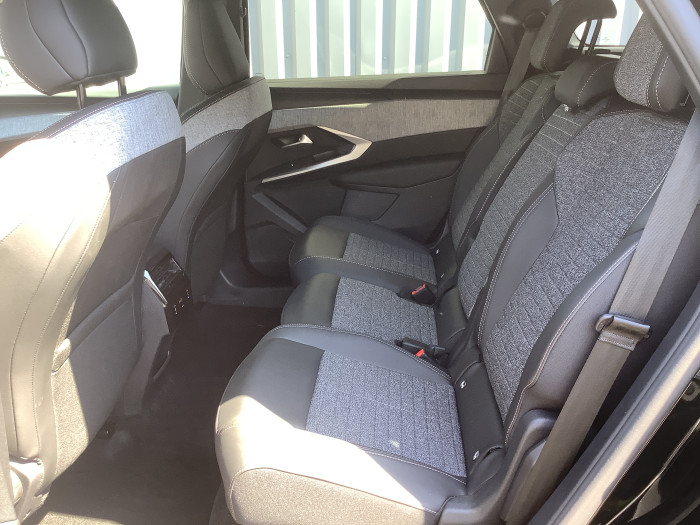 Peugeot 5008 Nouveau Hybrid 136 e-DCS6 Allure