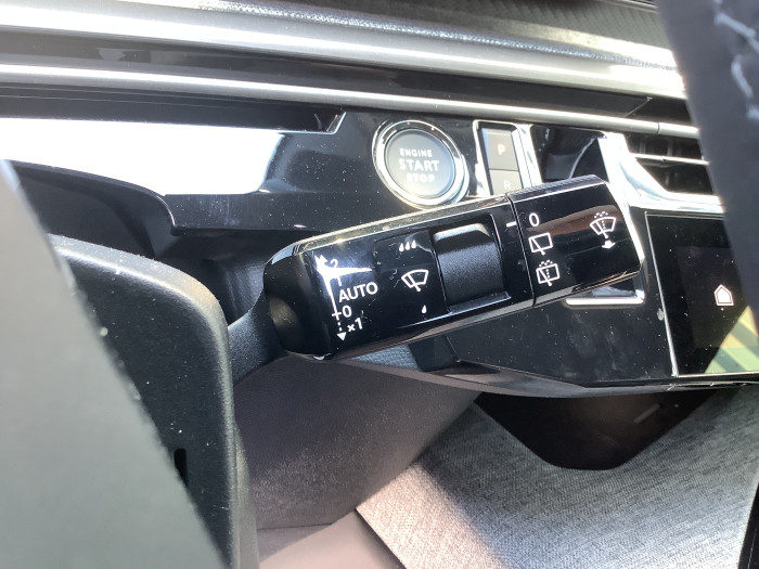 Peugeot 5008 Nouveau Hybrid 136 e-DCS6 Allure