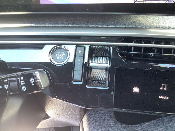Peugeot 5008 Nouveau Hybrid 136 e-DCS6 Allure