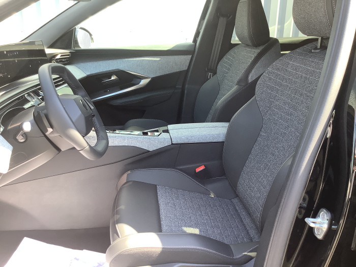 Peugeot 5008 Nouveau Hybrid 136 e-DCS6 Allure