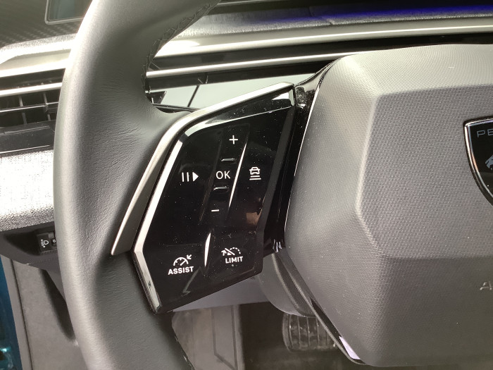 Peugeot 3008 Nouveau Hybrid 145 e-DCS6 Allure