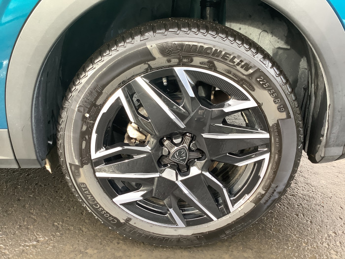 Peugeot 3008 Nouveau Hybrid 145 e-DCS6 Allure