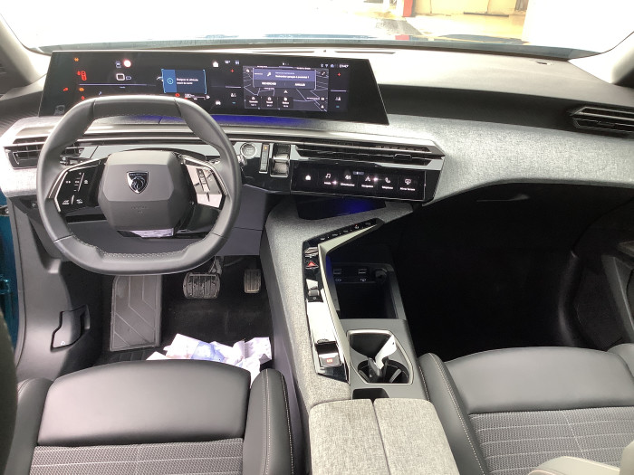 Peugeot 3008 Nouveau Hybrid 145 e-DCS6 Allure