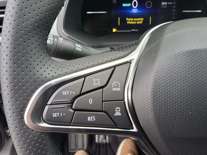 Renault CAPTUR Nouveau E-Tech full hybrid 160 ch Techno