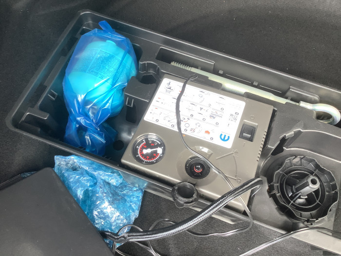 Peugeot 3008 Hybrid 136 e-DCS6 Allure Pack