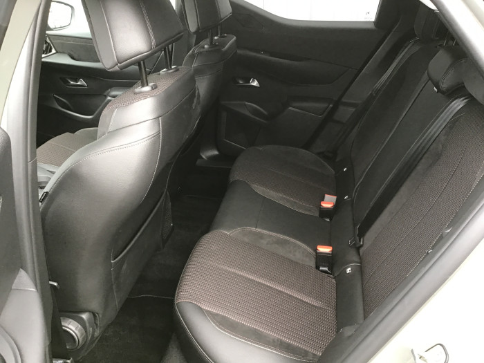 DS DS 3 Nouveau DS3 PureTech 130 EAT8 Performance Line+