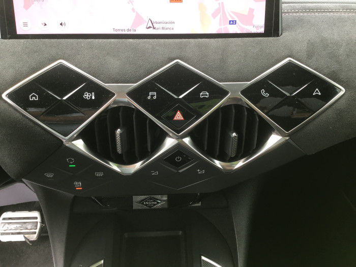 DS DS 3 Nouveau DS3 PureTech 130 EAT8 Performance Line+