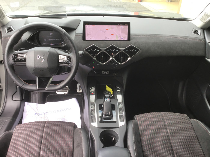 DS DS 3 Nouveau DS3 PureTech 130 EAT8 Performance Line+