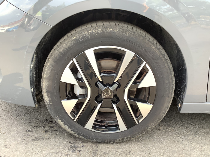 Peugeot 208 Nouvelle Hybrid 100 e-DCS6 Allure