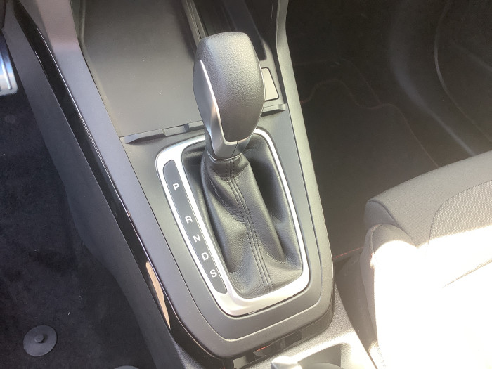 Ford PUMA Nouveau 1.0 EcoBoost 125 ch mHEV S&S Powershift ST-Line