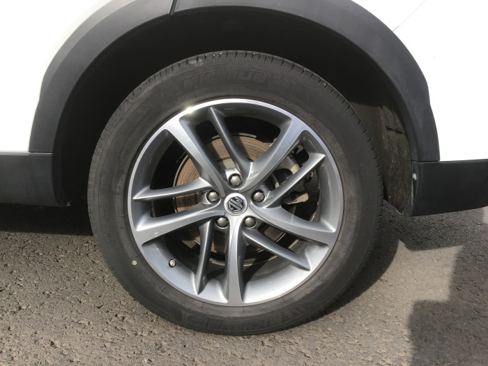 MG Motor EHS 1.5T GDI PHEV Luxury