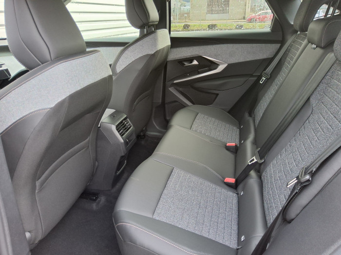 Peugeot 3008 Nouveau Hybrid 145 e-DCS6 Allure