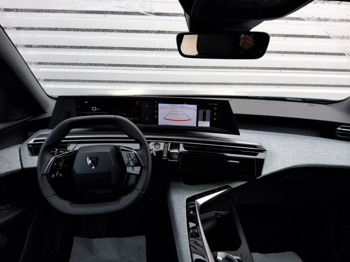 Peugeot 3008 Nouveau Hybrid 145 e-DCS6 Allure