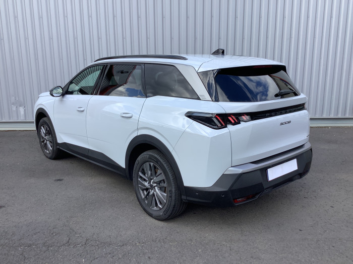 Peugeot 5008 Nouveau Hybrid 145 ch e-DCS6 Allure