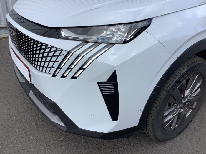 Peugeot 5008 Nouveau Hybrid 145 ch e-DCS6 Allure