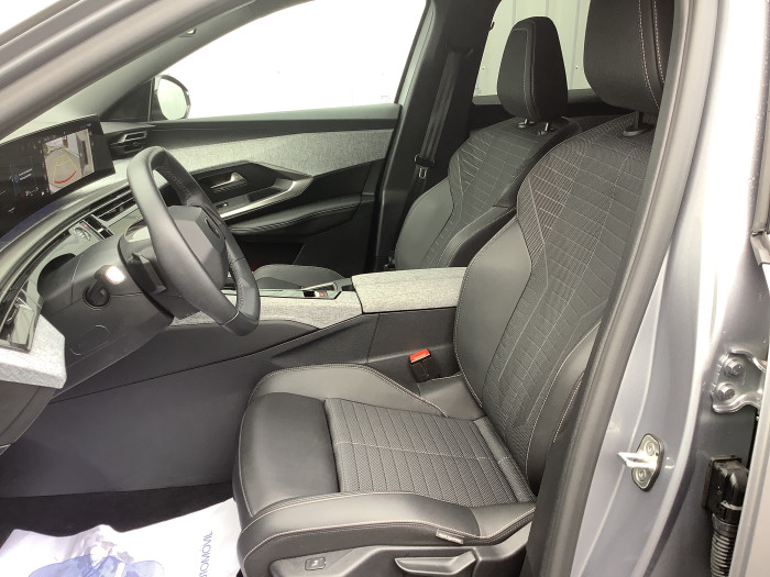 Peugeot 3008 Nouveau Hybrid 145 e-DCS6 Allure