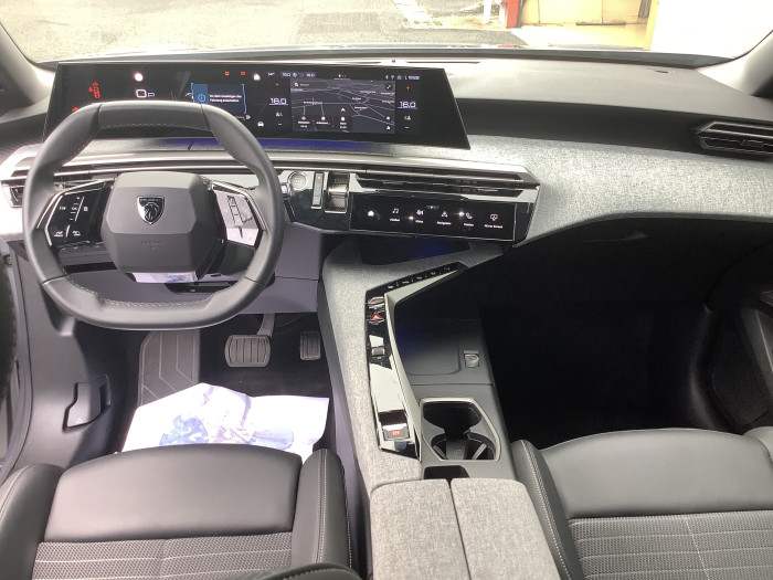 Peugeot 3008 Nouveau Hybrid 145 e-DCS6 Allure