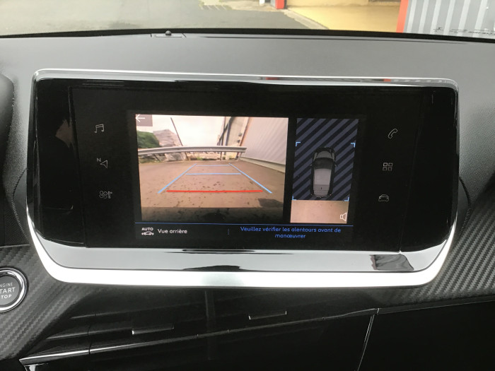 Peugeot 208 PureTech 100 S&S BVM6 Allure