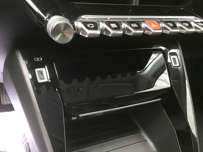 Peugeot 208 PureTech 100 S&S BVM6 Allure