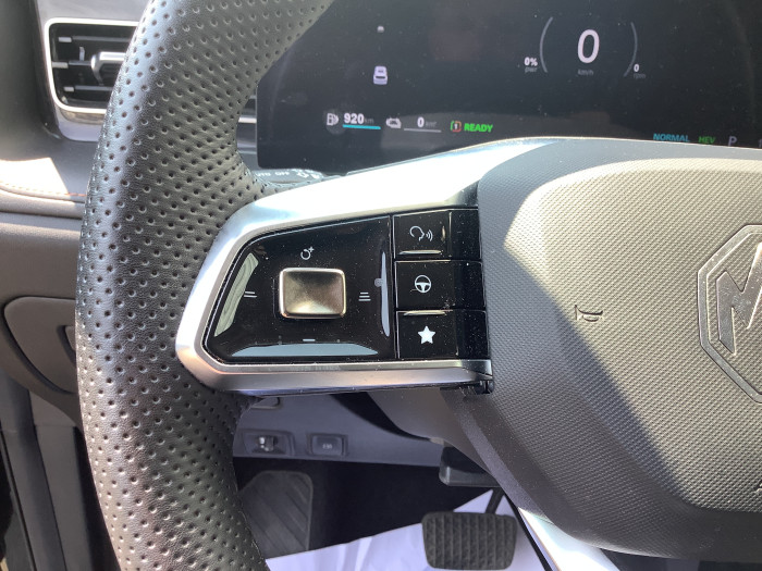MG EHS Nouveau 1.5T PHEV 272 ch Luxury