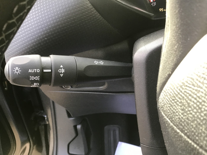 DS DS 3 Nouveau PureTech 130 EAT8 Rivoli