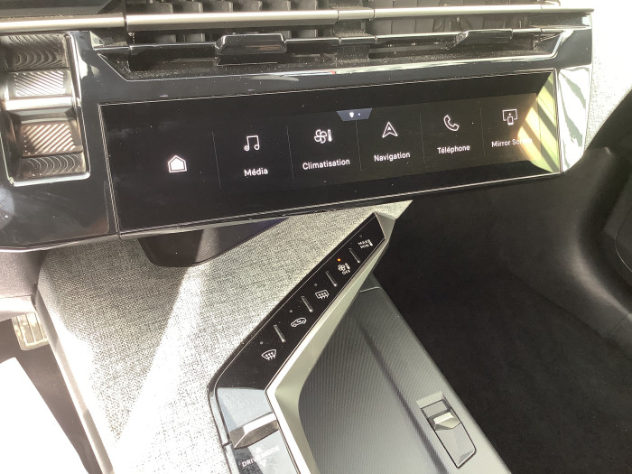 Peugeot 3008 Nouveau Hybrid 136 e-DCS6 Allure