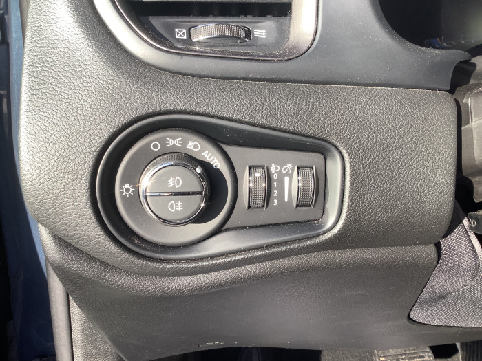 Jeep RENEGADE Nouveau 1.5 Turbo T4 130 ch BVR7 e-Hybrid Altitude