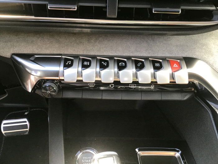 Peugeot 3008 Puretech 130ch S&S EAT8 GT