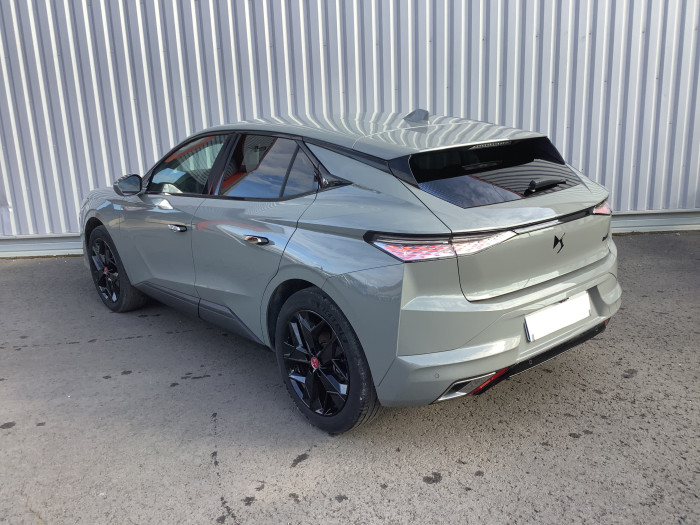 DS DS 4 PureTech 130 EAT8 Performance Line