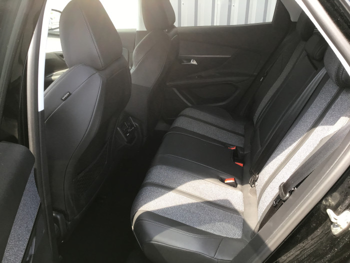 Peugeot 3008 BlueHDi 130ch S&S BVM6 Allure