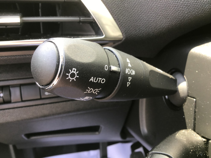 Peugeot 3008 BlueHDi 130ch S&S BVM6 Allure