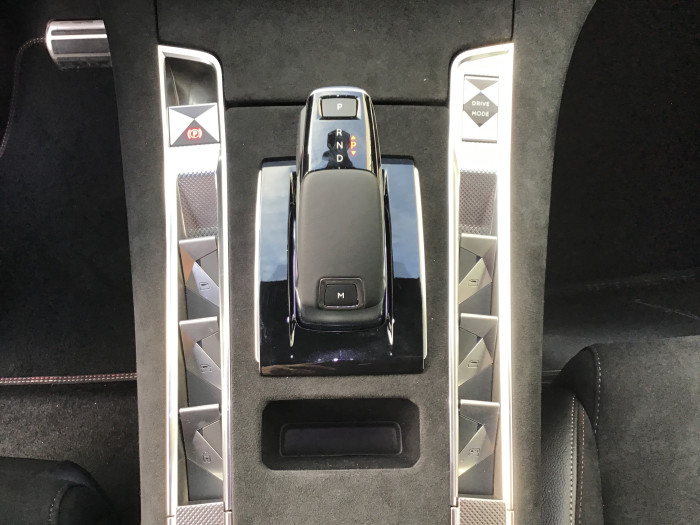 DS DS 7 Nouveau BlueHDi 130 EAT8 Performance Line